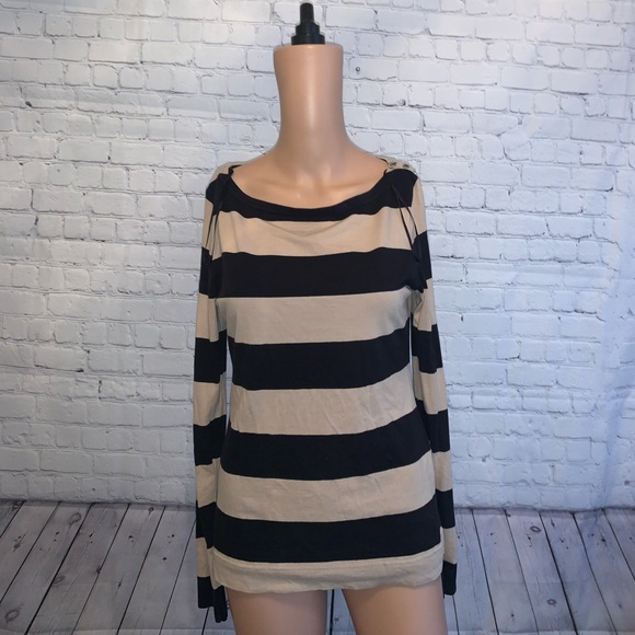 H&M Tops - H&M Black & Tan Long Sleeve Buttoned Top size M
